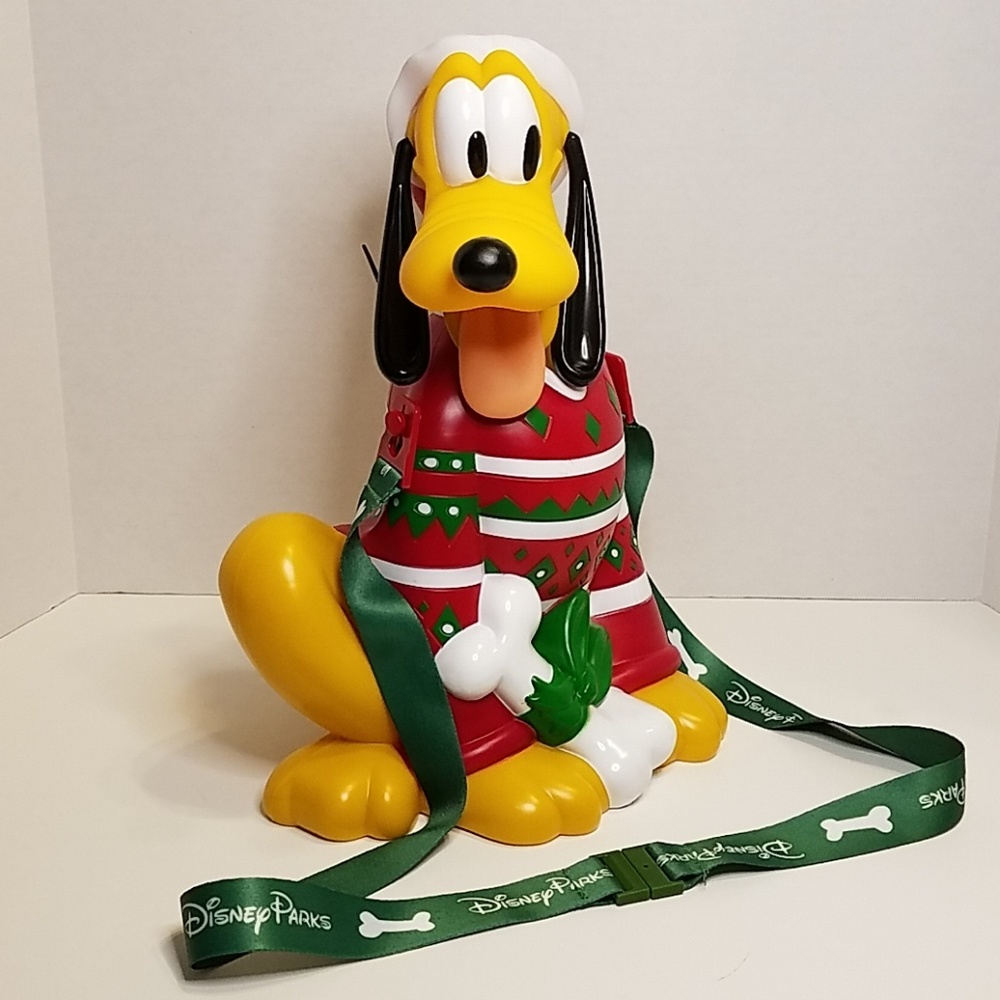 New Disneyland 2018 Holiday Pluto popcorn bucket